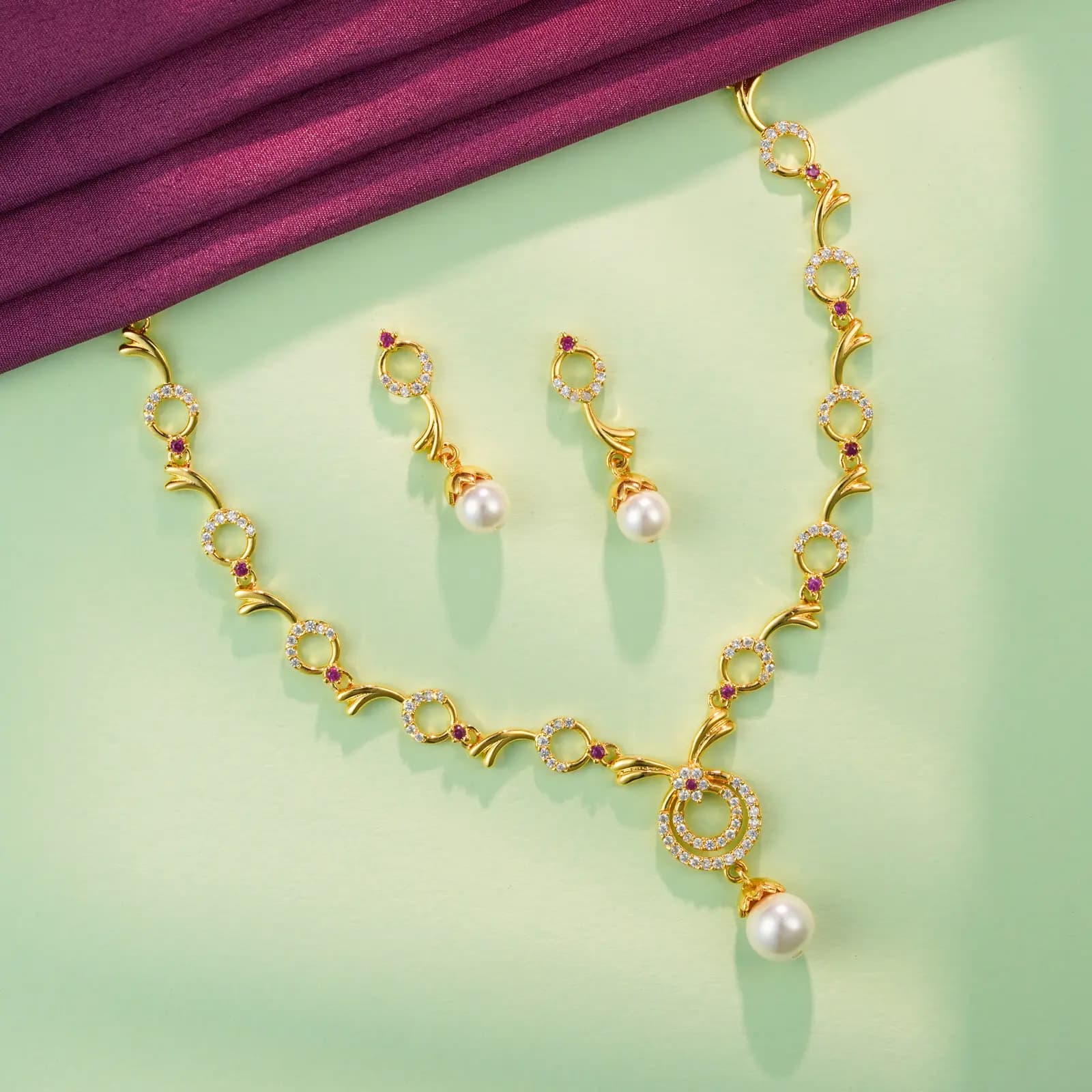 Pearl Royal Bloom Necklace Set