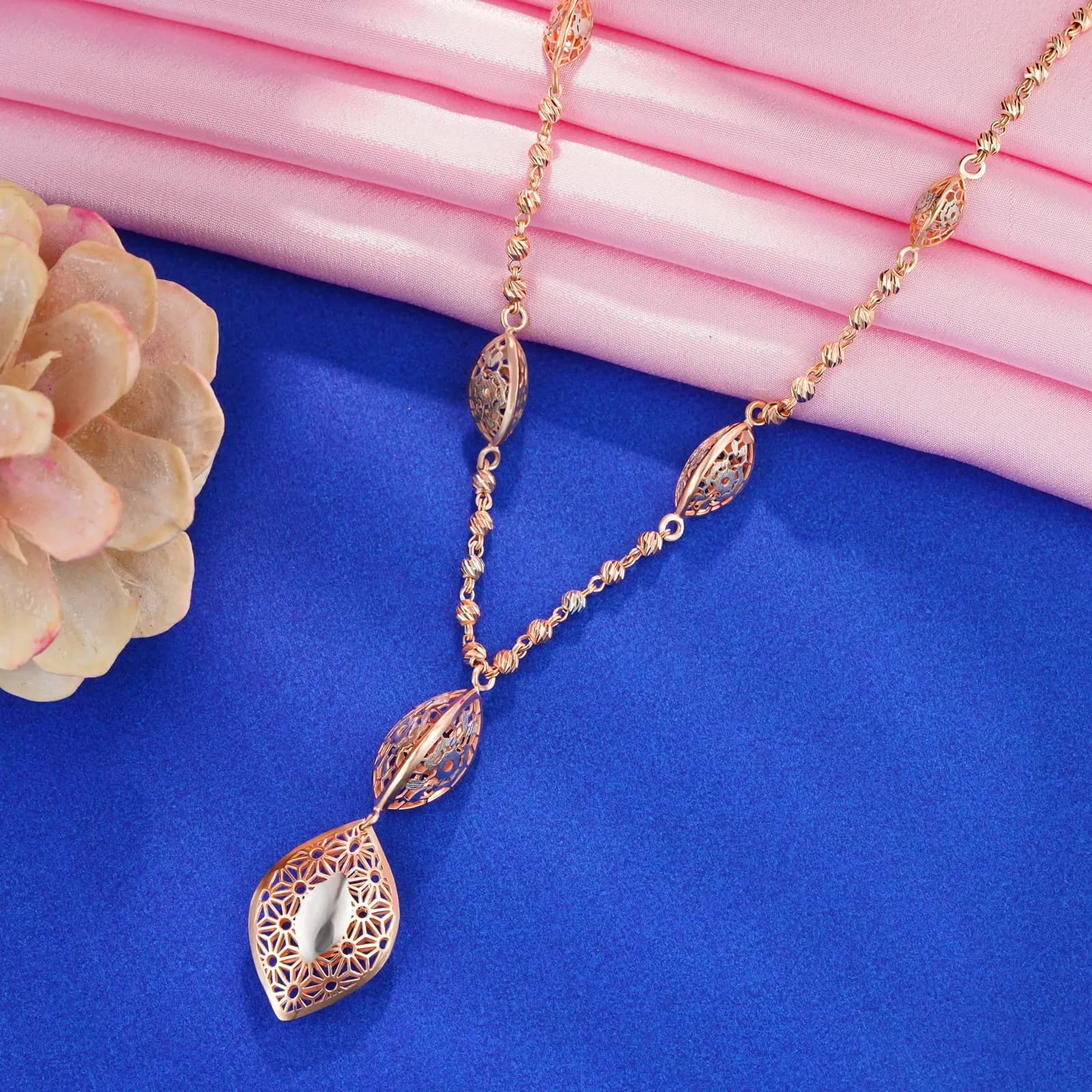 LeafDrop Filigree Necklace