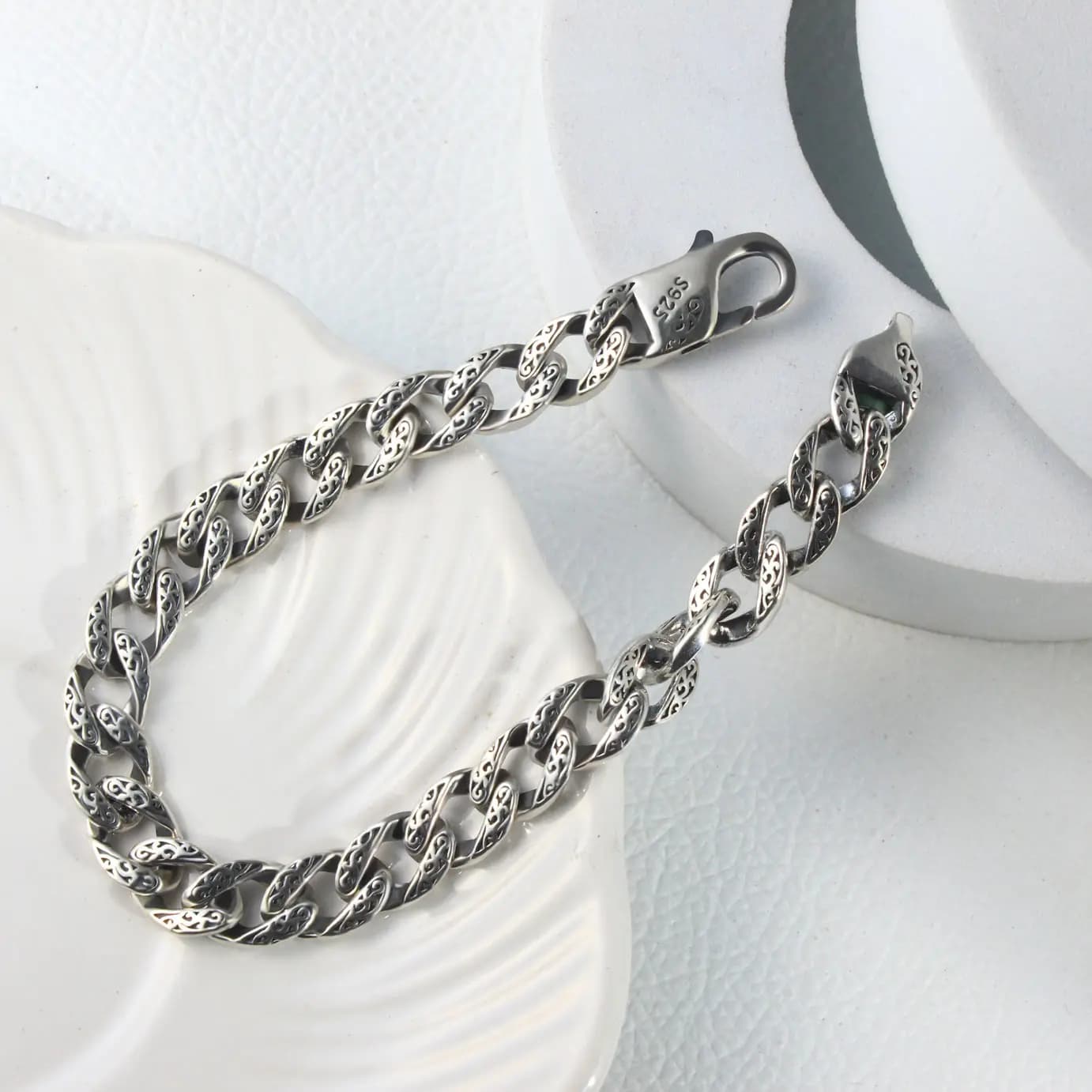 Vintage Engraved Silver Link Bracelet Vintage Engraved Silver Link Bracelet