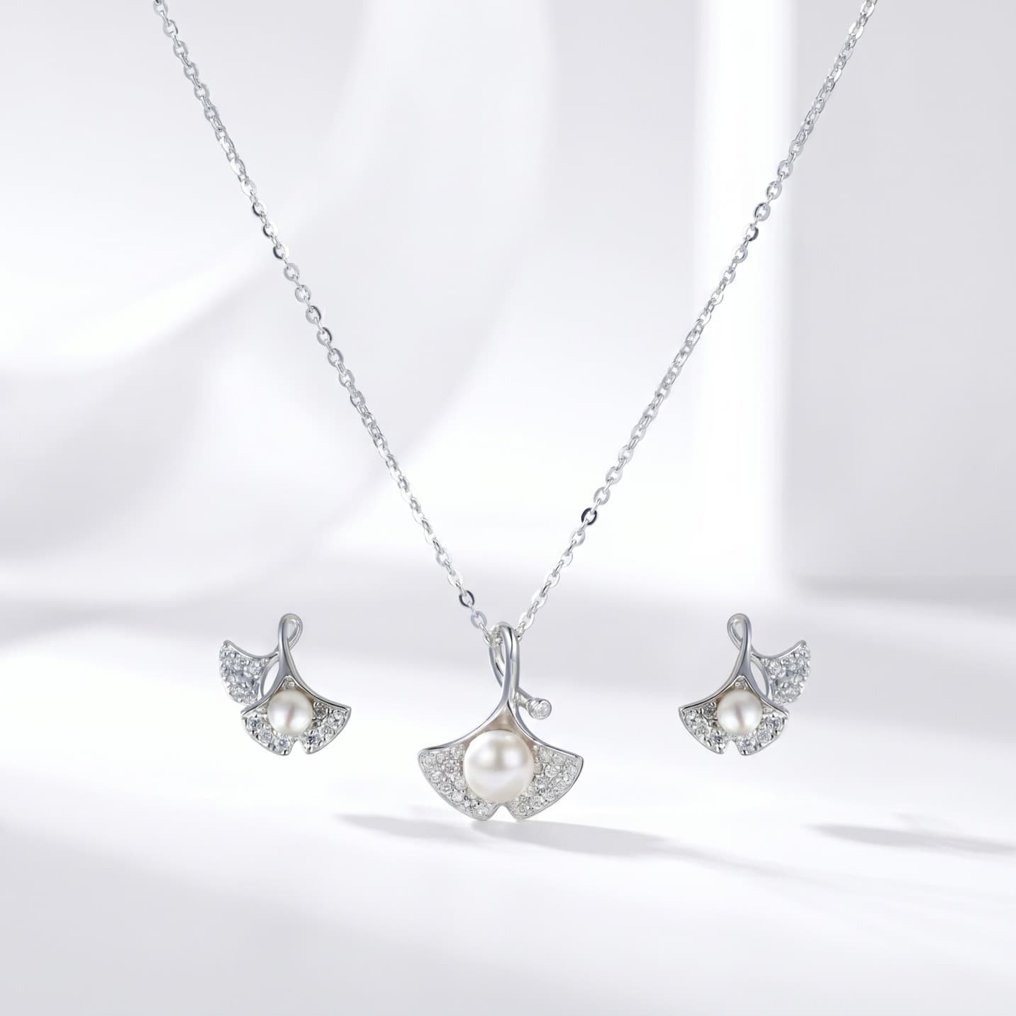 Pearl Blossom Silver Pendant Set – Grace in Every Detail Pearl Blossom Silver Pendant Set – Grace in Every Detail